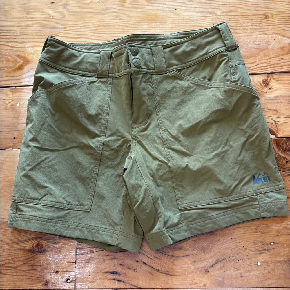 REI Women's Olive Cargo Shorts